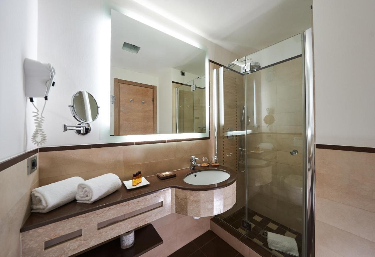 Hotel Astoria Б'єлла Екстер'єр фото