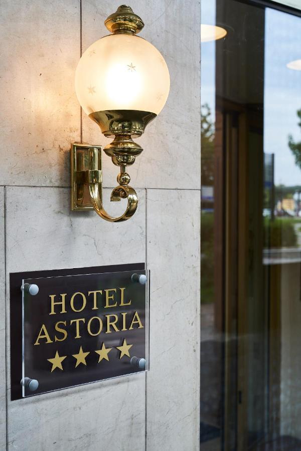 Hotel Astoria Б'єлла Екстер'єр фото